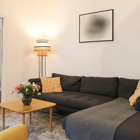 Appartamento Spacious Near Montmartre Parigi